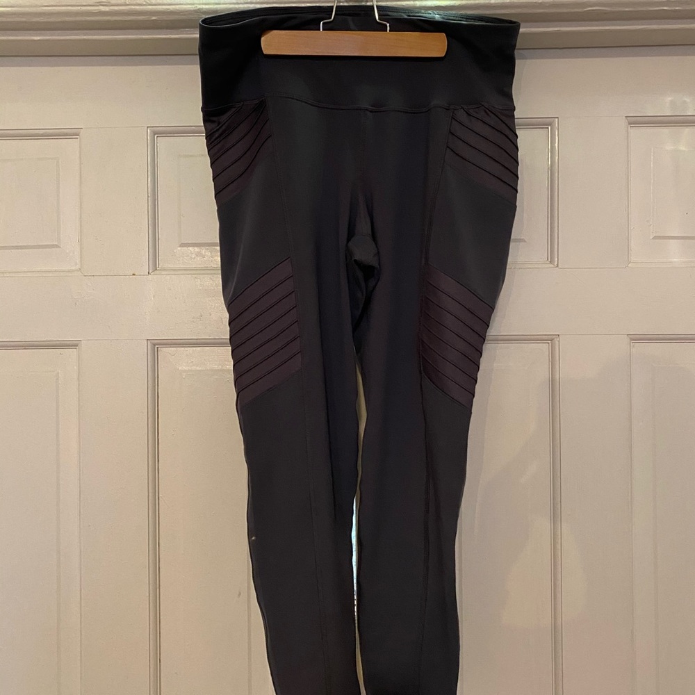 Old Navy Active Leggings